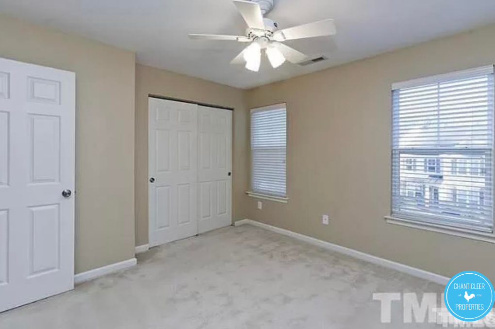 8821 Camden Park Drive photo 12