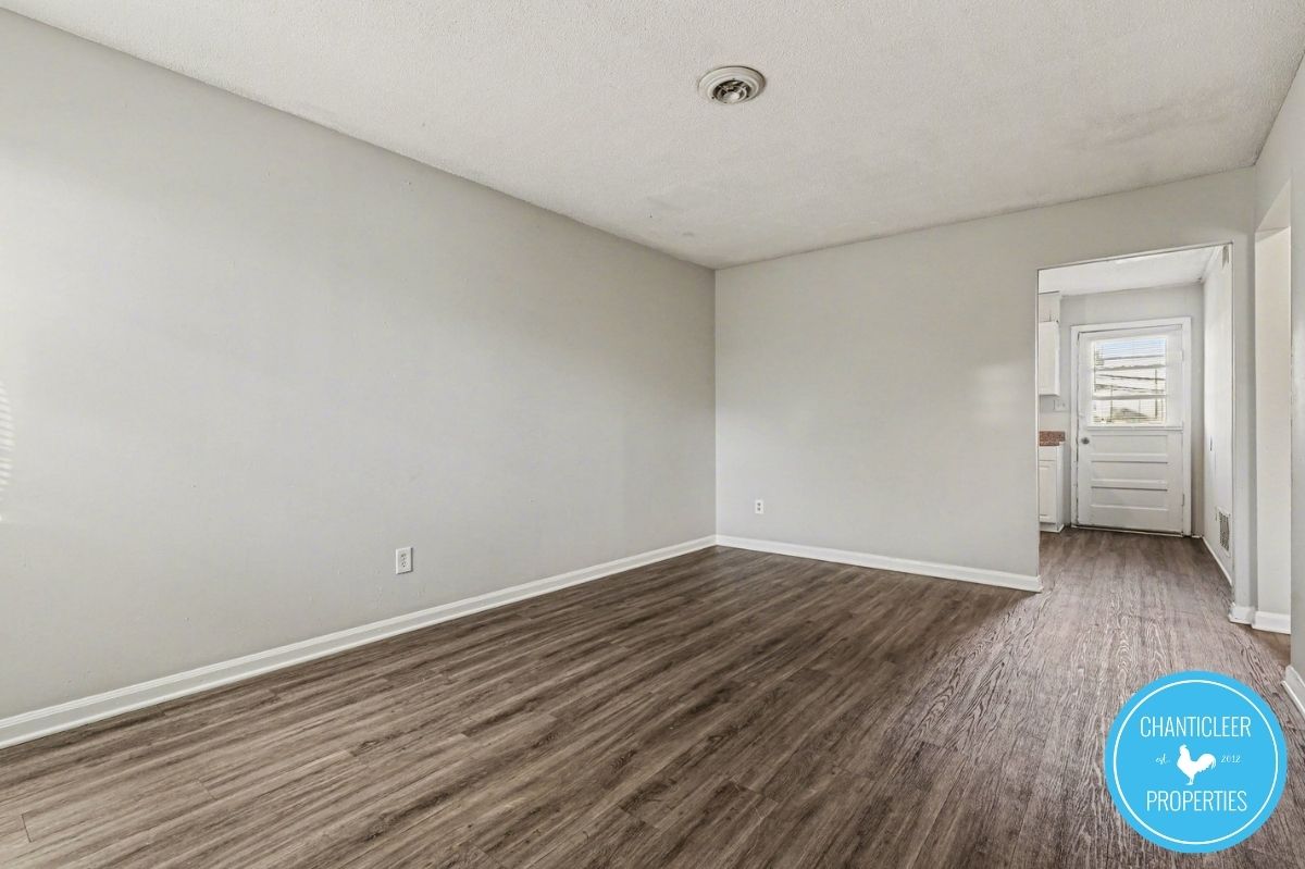 115 Florence St — Unit 1 photo 8