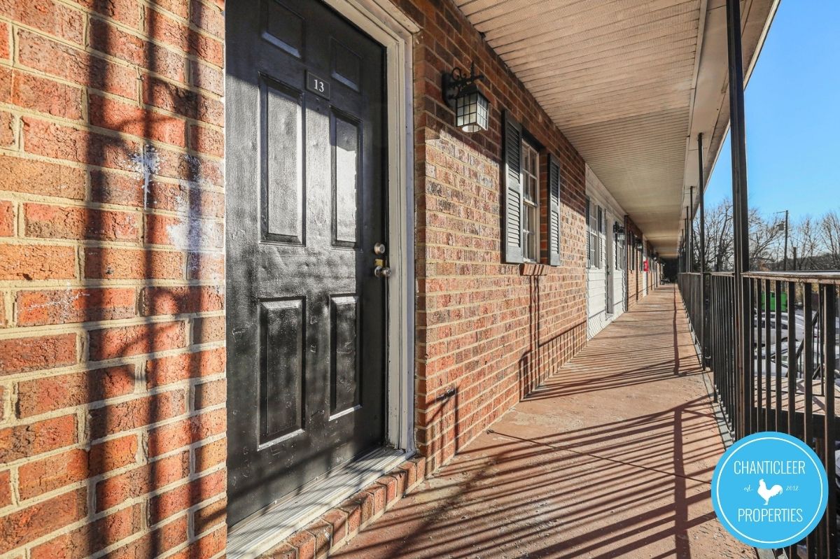 115 Florence St — Unit 1 photo 10