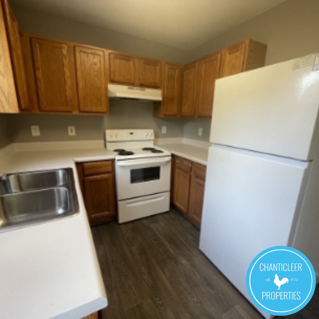 912 Dayton Street photo 9
