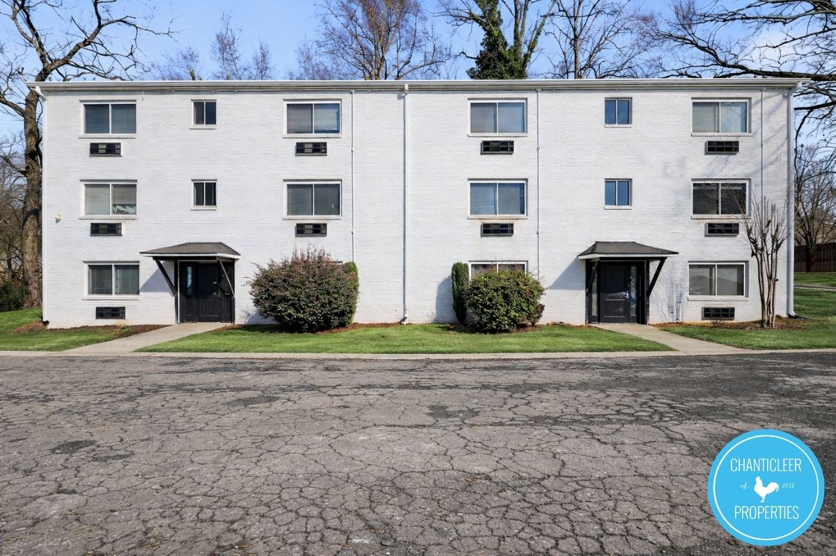 1047 West Academy Street — Unit 6 photo 10