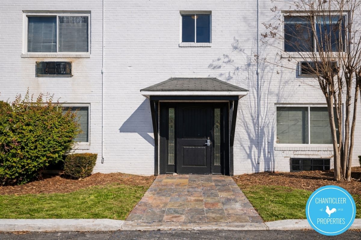 1047 West Academy Street — Unit 6 photo 11