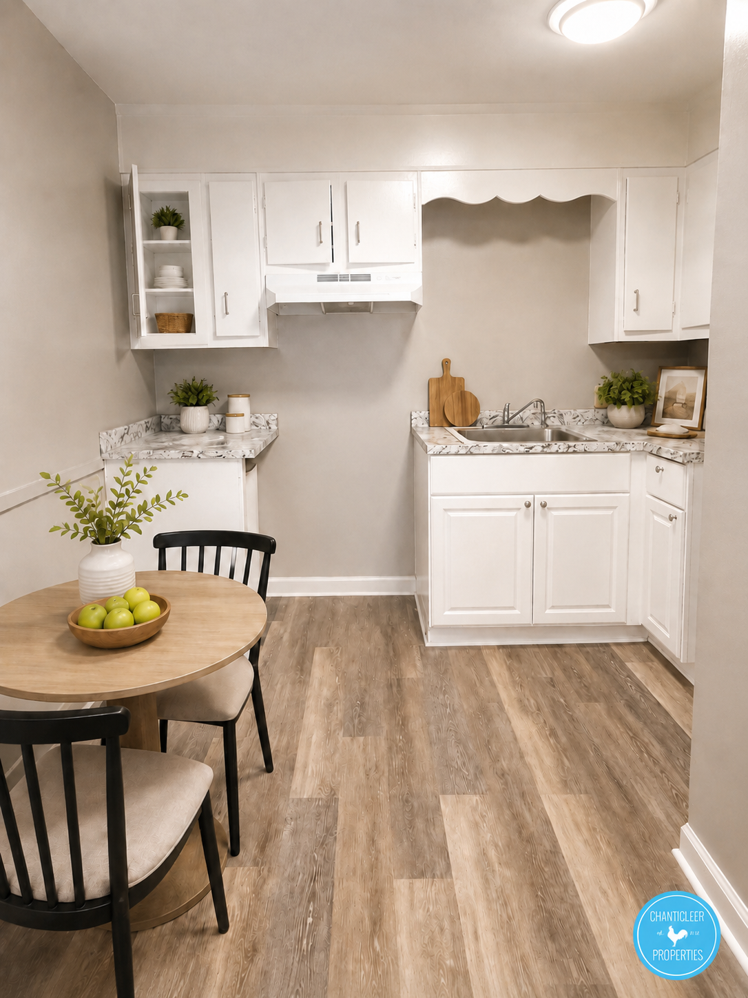 1111 West Academy Street — Unit 1 photo 1