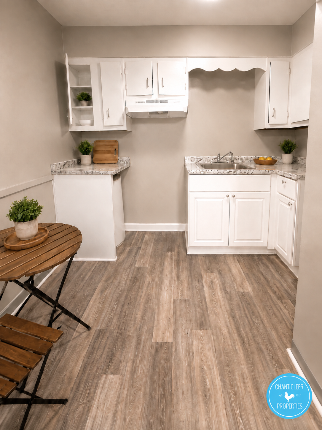1111 West Academy Street — Unit 1 photo 2
