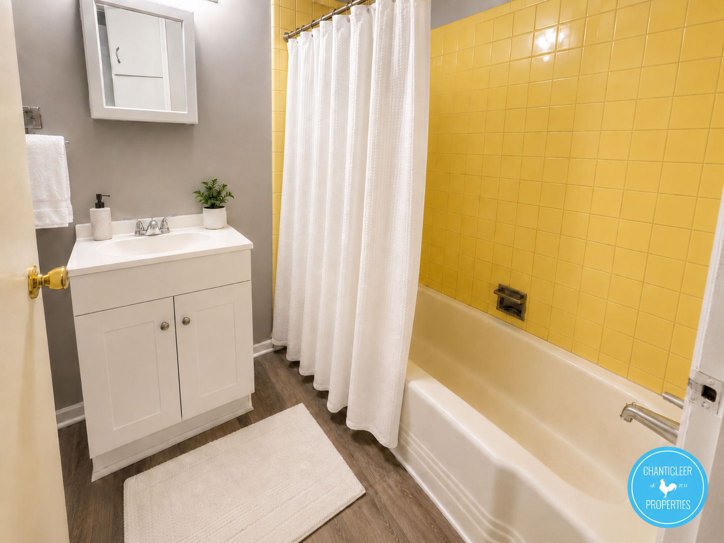 1111 West Academy Street — Unit 1 photo 3