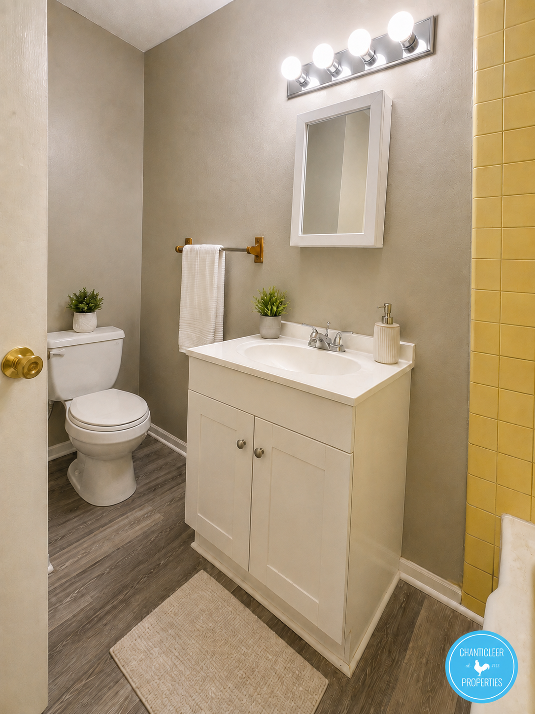 1111 West Academy Street — Unit 1 photo 4