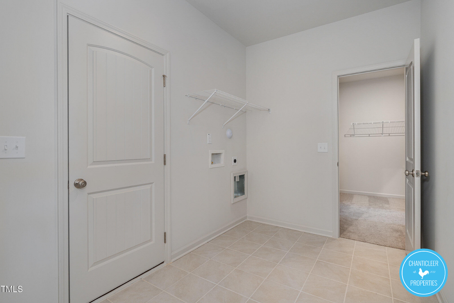 6748 Hardwick Lane photo 11