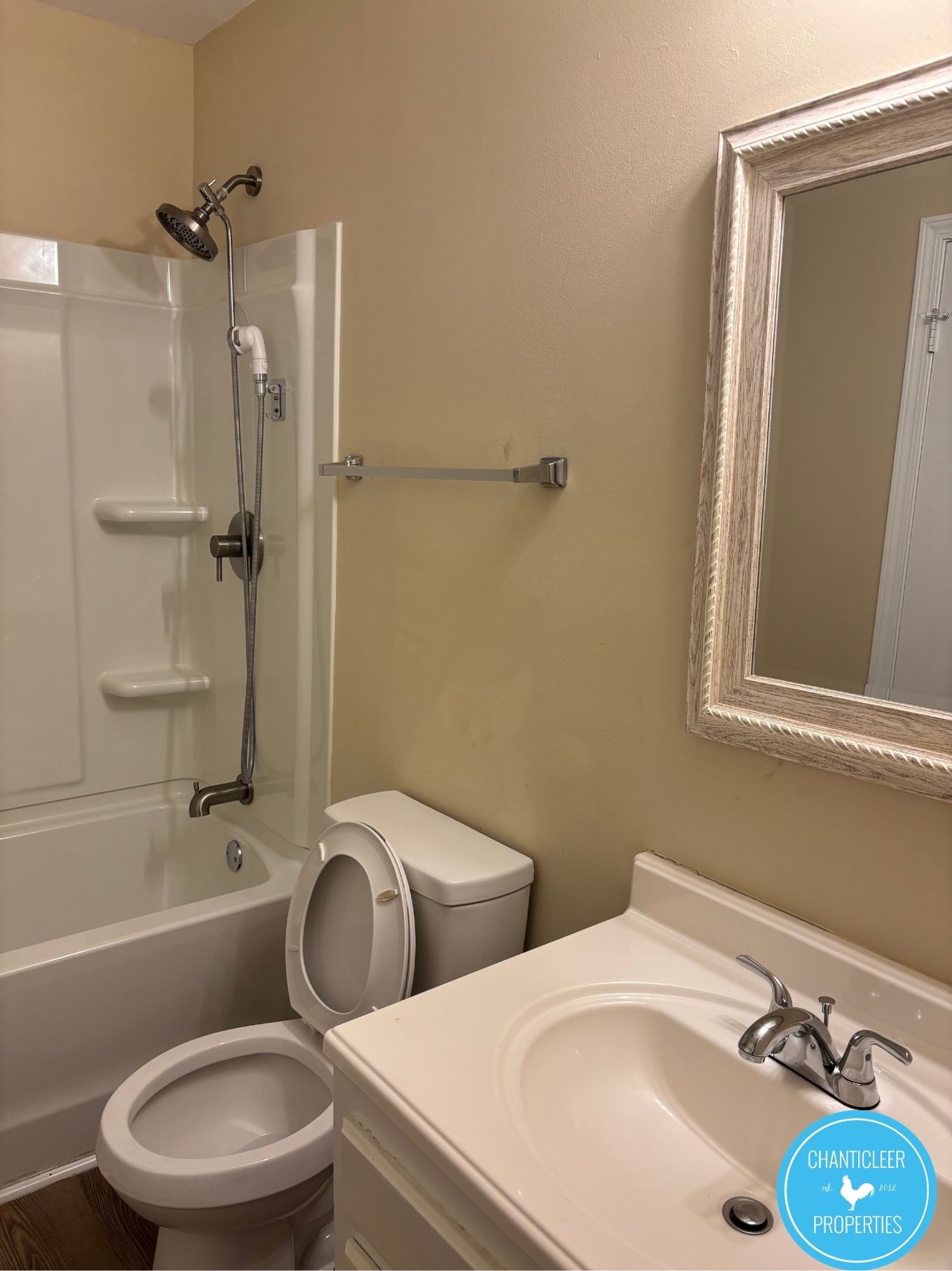 508 East Harden Street — Unit D photo 5