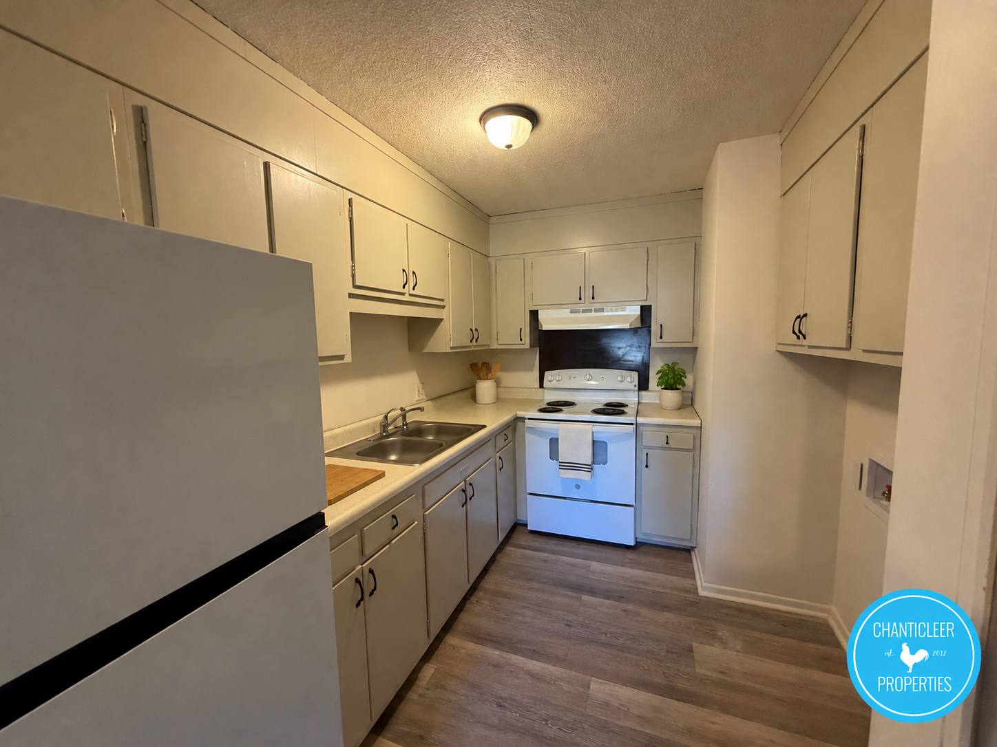 Woodlea Apartments — Unit 2450 D photo 6